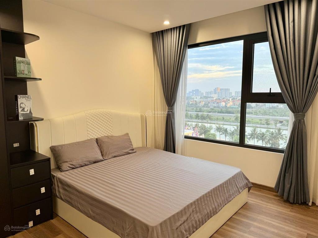 3pn view sông cực thoáng tại zr1căn rộng 88m, đẹp như ảnh và vào ở luôn.