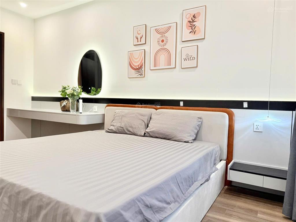 3pn view sông cực thoáng tại zr1căn rộng 88m, đẹp như ảnh và vào ở luôn.