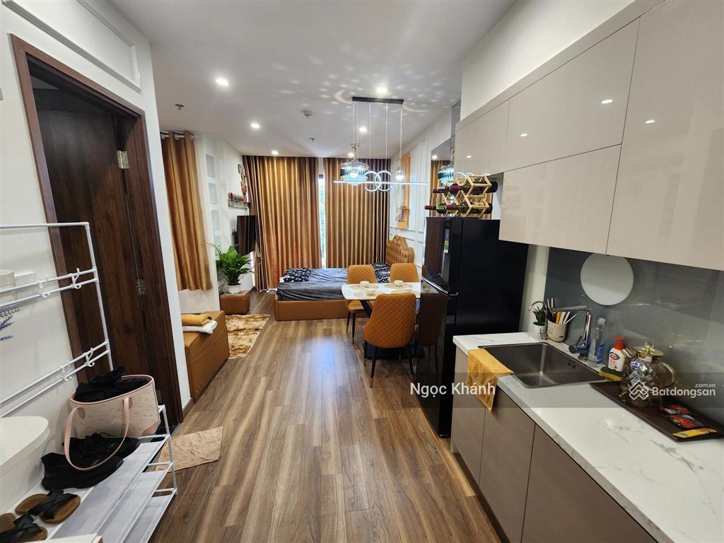 Studio full đồ luxury, đẹp hiếm có tại zurich