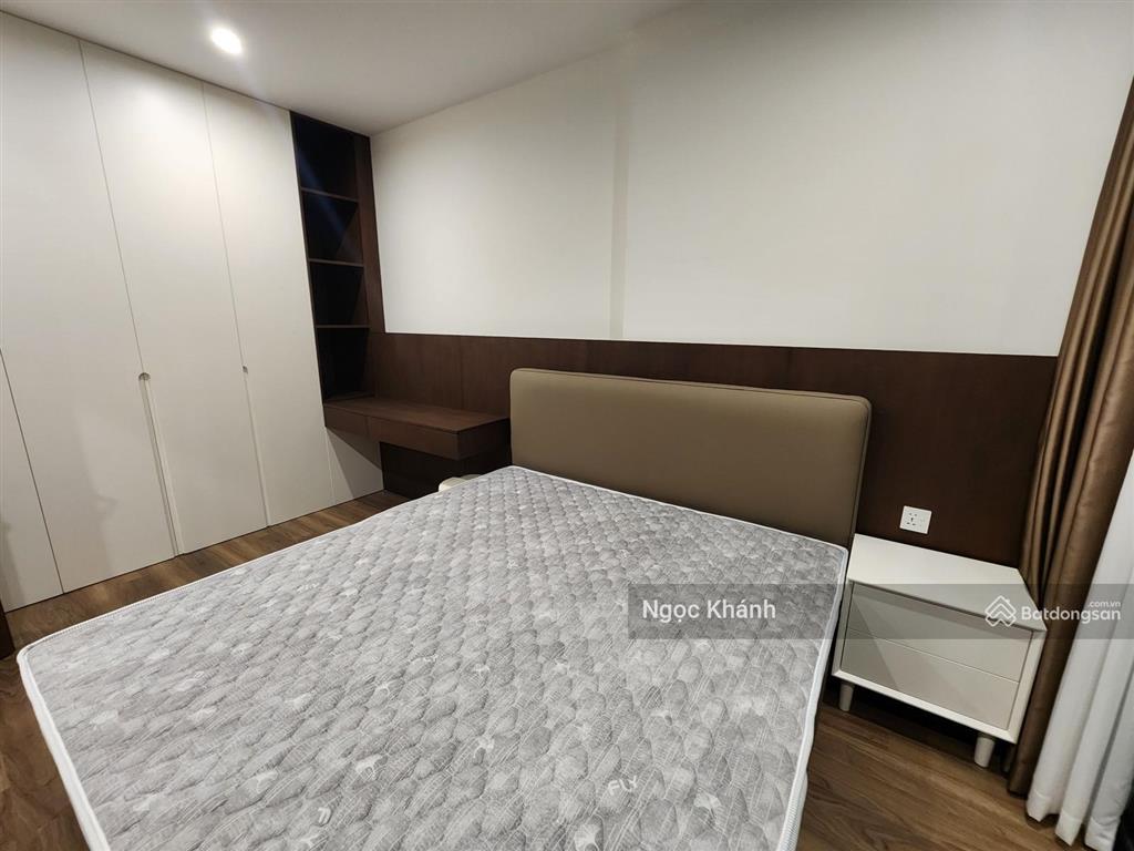 Căn 1pn có 2 ban công full đồ mới tinh tại zr3