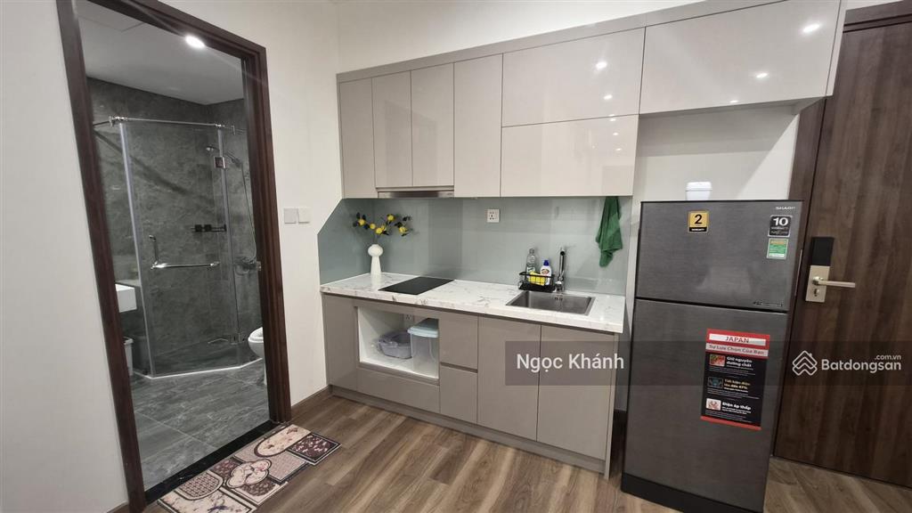 Studio full đồ sang xinh  có ban công, chỉ 7tr3