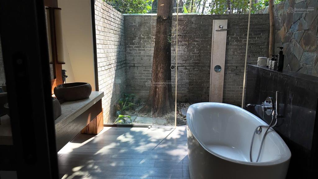 Bán biệt thự tại flamingo đại lải 140m2 1ngu full nội thất 2,9tỷ sẵn sổ đỏ bàn giao.  0869 343 ***