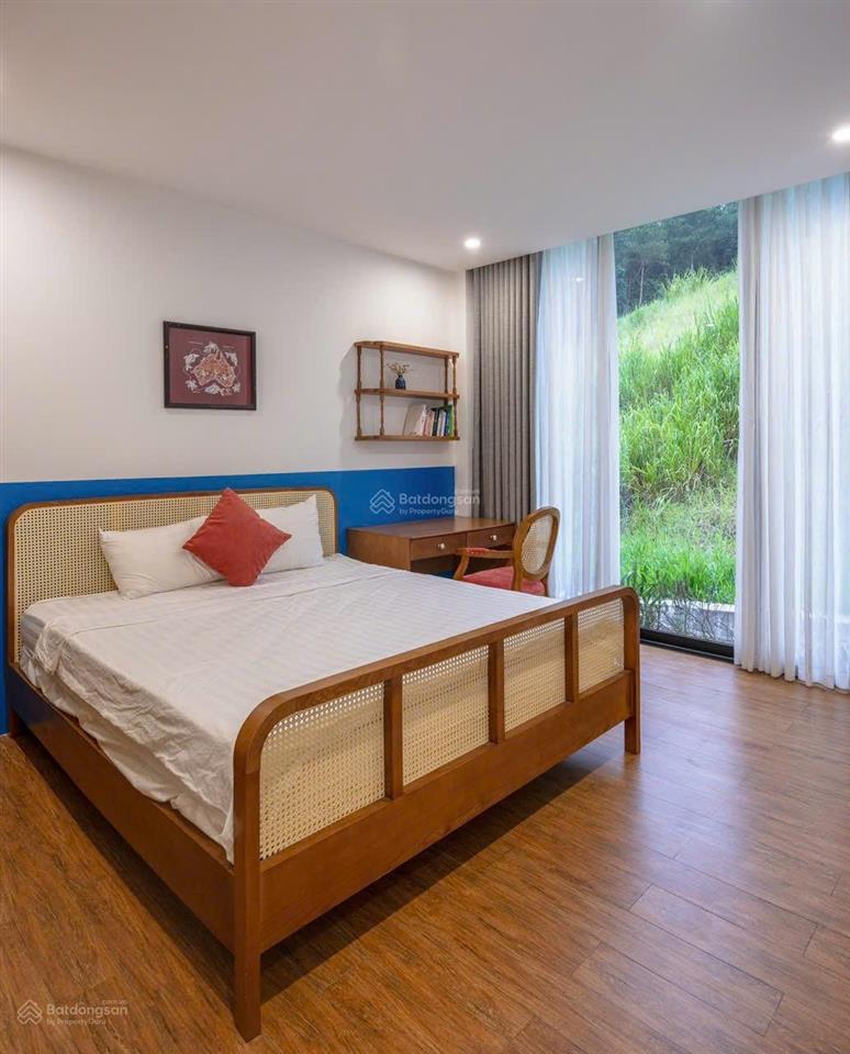 Bán gấp biệt thự venus resort 180m  3 phòng ngủ. full nội thất. giá 7,3 tỷ