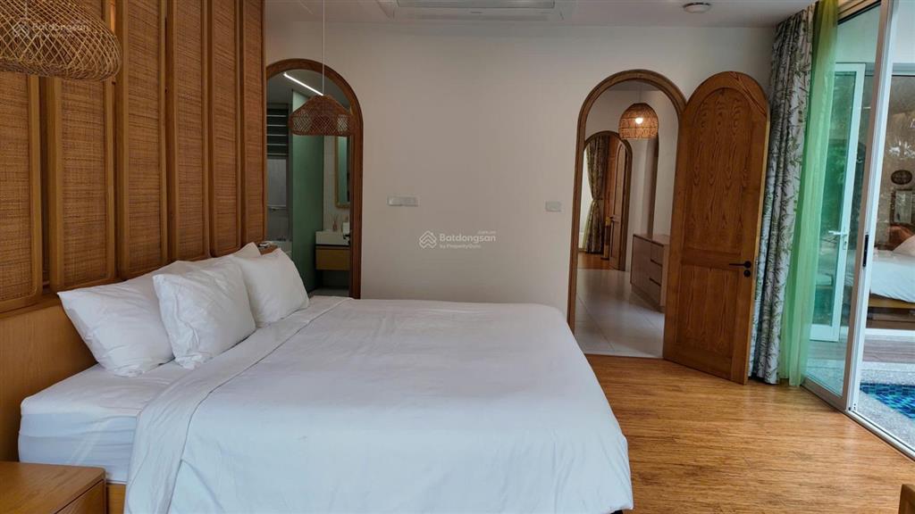 Bán biệt thự tại venus resort 180m2 3pn full nội thất. giá bán 7,8 tỷ.  0869 343 ***