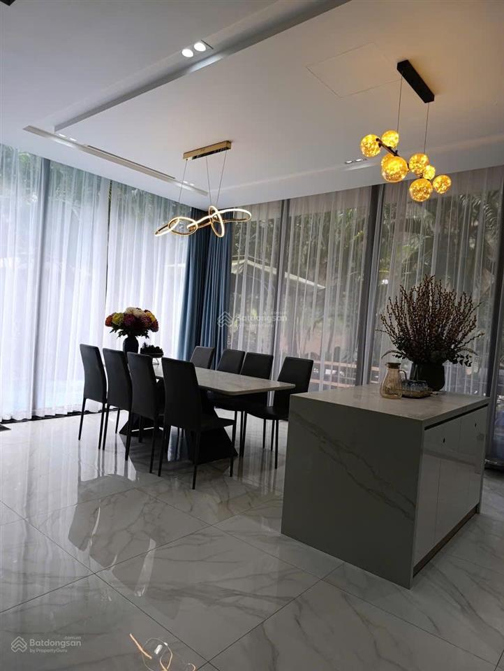 Bán bt song lập 150m2 3pn, bể bơi riêng view đồi thông tại flamingo đại lải. sổ lâu dài giá 12 tỷ