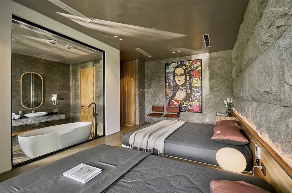 Bán villa mặt hồ hiếm tại venus resort 250m3pn,bể bơi riêng sổ lâu dài, sân vườn rộng, chỉ 13,5tỷ