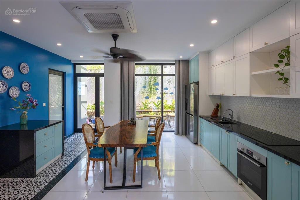 Bán gấp biệt thự venus resort 180m²  3 phòng ngủ. full nội thất. giá chưa đến 7 tỷ