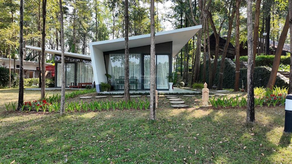 Bán biệt thự mặt hồ tại flamingo đại lải 140m2 1 ngủ full nội thất nhỉnh 3,7 tỷ sẵn sổ đỏ bàn giao