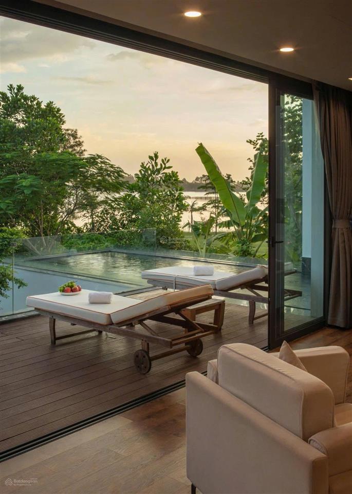 Bán biệt thự mặt hồ 400m flamingo đại lải 4pn, bể bơi riêng, sổ lâu dài giá 23 tỷ