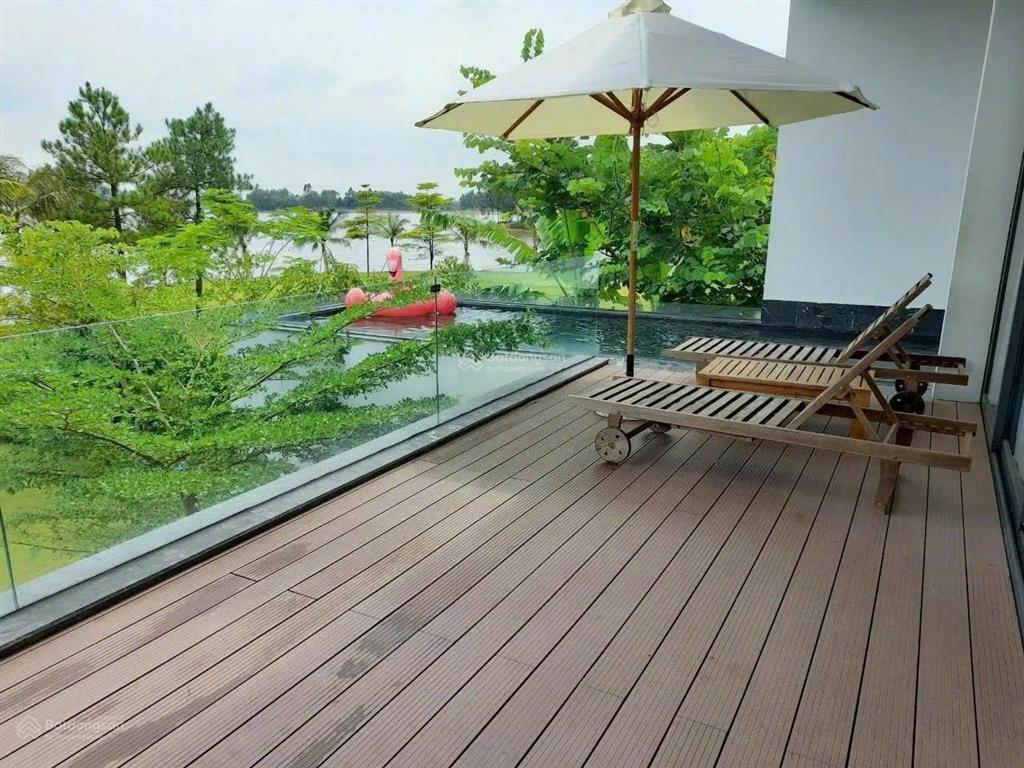 Bán biệt thự mặt hồ 400m flamingo đại lải 4pn, bể bơi riêng, sổ lâu dài giá 23 tỷ