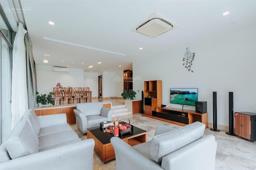 Bán biệt thự mặt hồ 323m2 3pn, view cực đẹp tại flamingo đại lải resort, giá chỉ 8, x tỷ