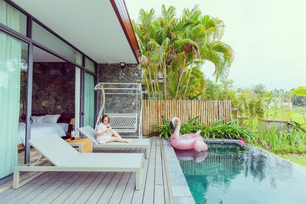 Bán biệt thự mặt hồ 323m2 3pn, view cực đẹp tại flamingo đại lải resort, giá chỉ 8, x tỷ