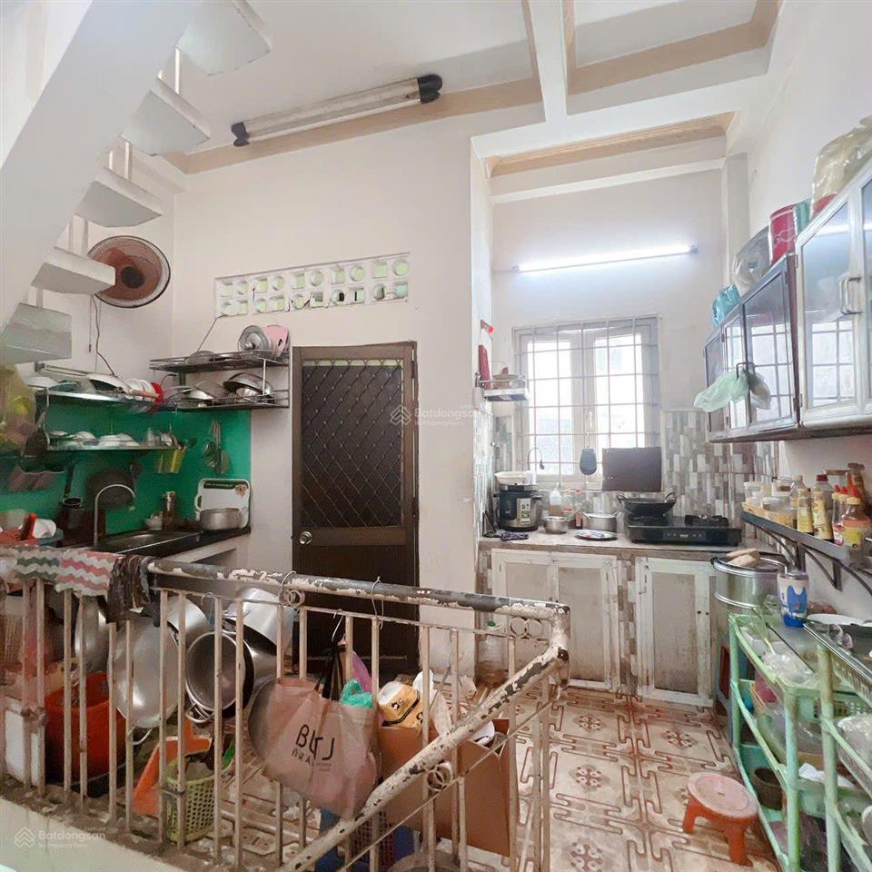 Bán nhà 70m2 hẻm víp, q4 giá chỉ 8 tỷ