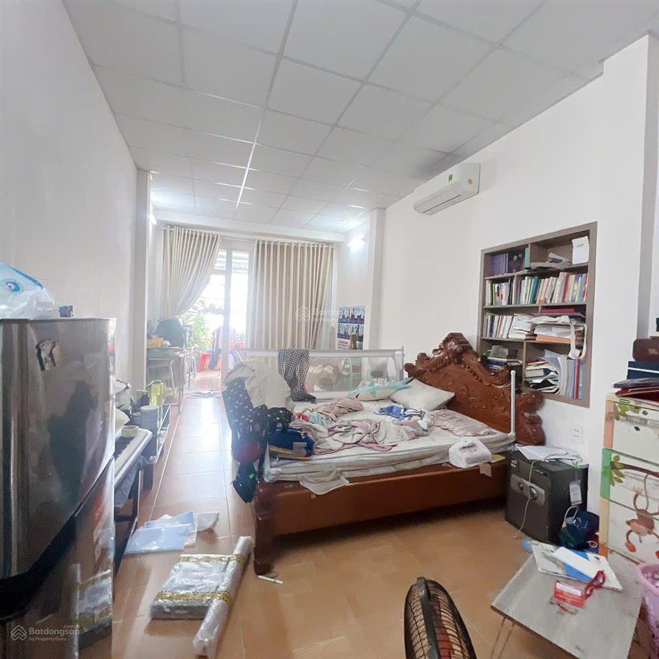 Bán nhà 70m2 hẻm víp, q4 giá chỉ 8 tỷ