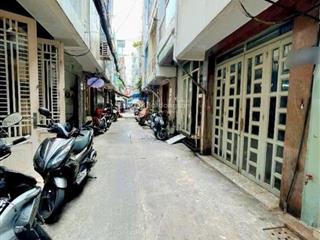 Hiếm bán nhà khu 20 thước q4 giá chỉ 4,199 tỷ