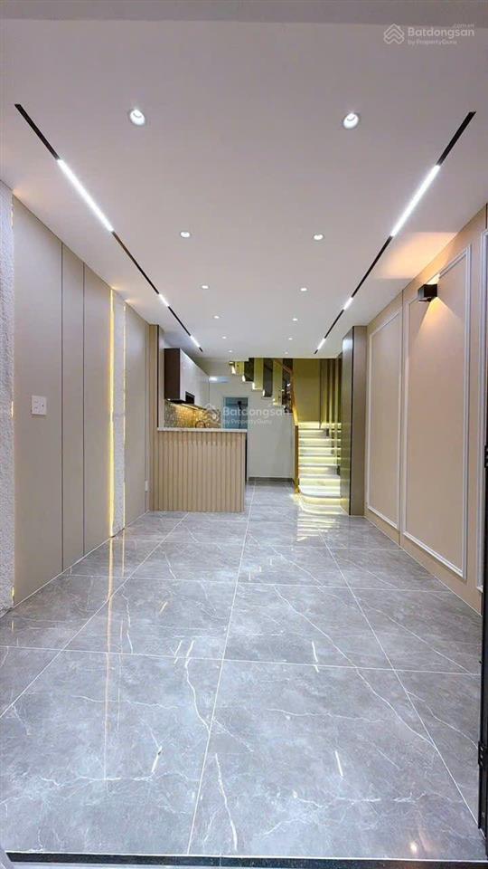 Bán nhà btct 5 tầng, vị trí đẹp, q4 giá 6,15 tỷ