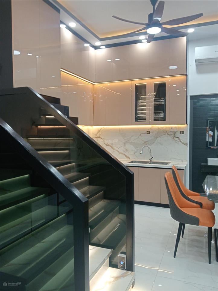 Bán nhà oto ngủ trong nhà, hẻm 1806 huỳnh tấn phát giá 6,7 tỷ