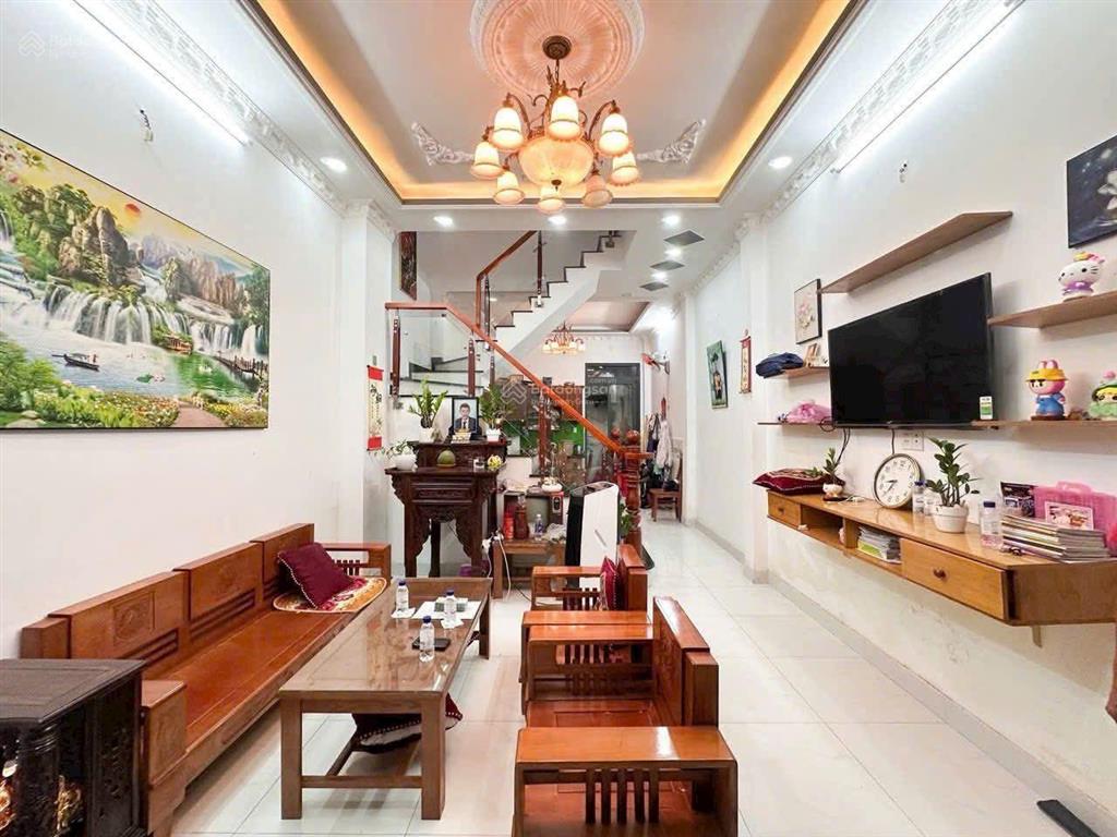 Hiếm bán nhà 3,5mx8m, phân lô q4 giá 4,9 tỷ