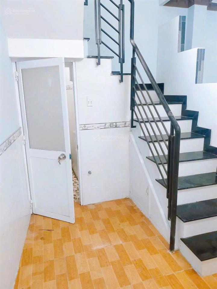 Bán nhà 38m2, khu dân cư hiện hữu, q4 giá 4,5