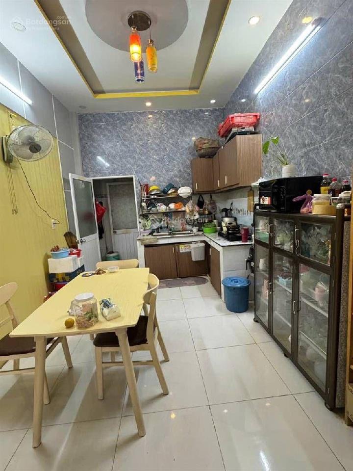 Bán nhà 4 tầng, khu phân lô sát hoàng diệu, quận 4 giá 5 tỷ