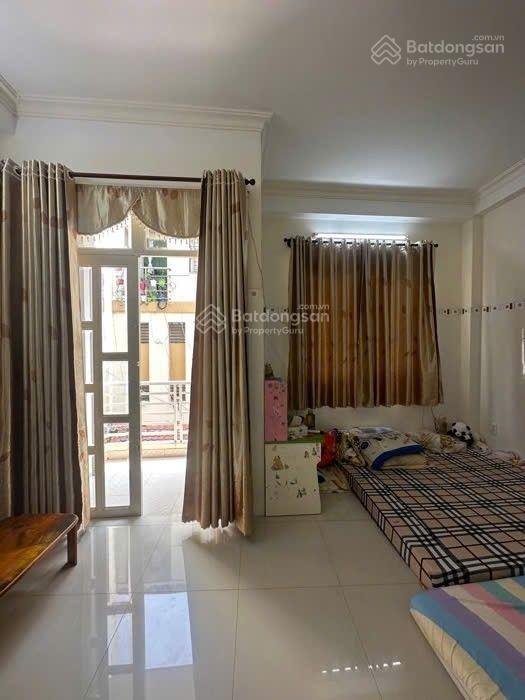 Bán nhà 4 tầng,35m, quận 4 giá 5,1 tỷ