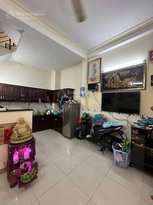 Bán nhà 4 tầng,35m, quận 4 giá 5,1 tỷ