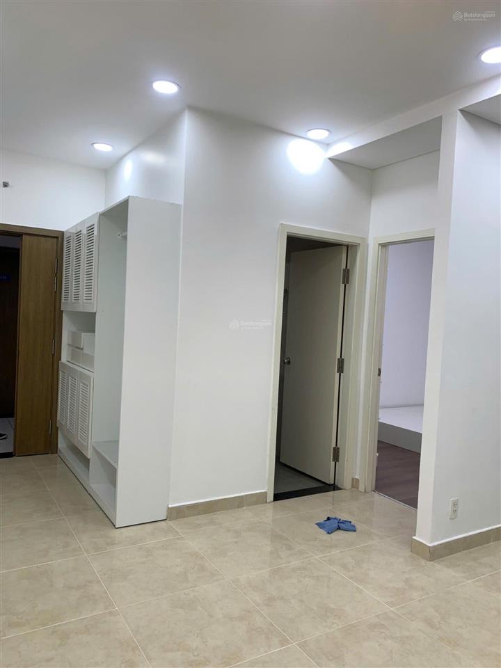 Bán ch, luxcity, quận 7, có sổ nhỉn 4 tỷ