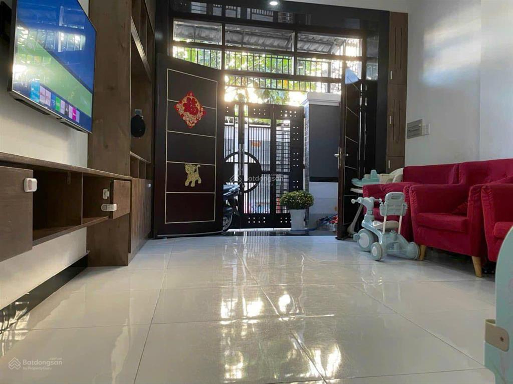 Bán nhà 4 tầng, sát chợ tân mỹ, quận 7 giá 9,5 tỷ