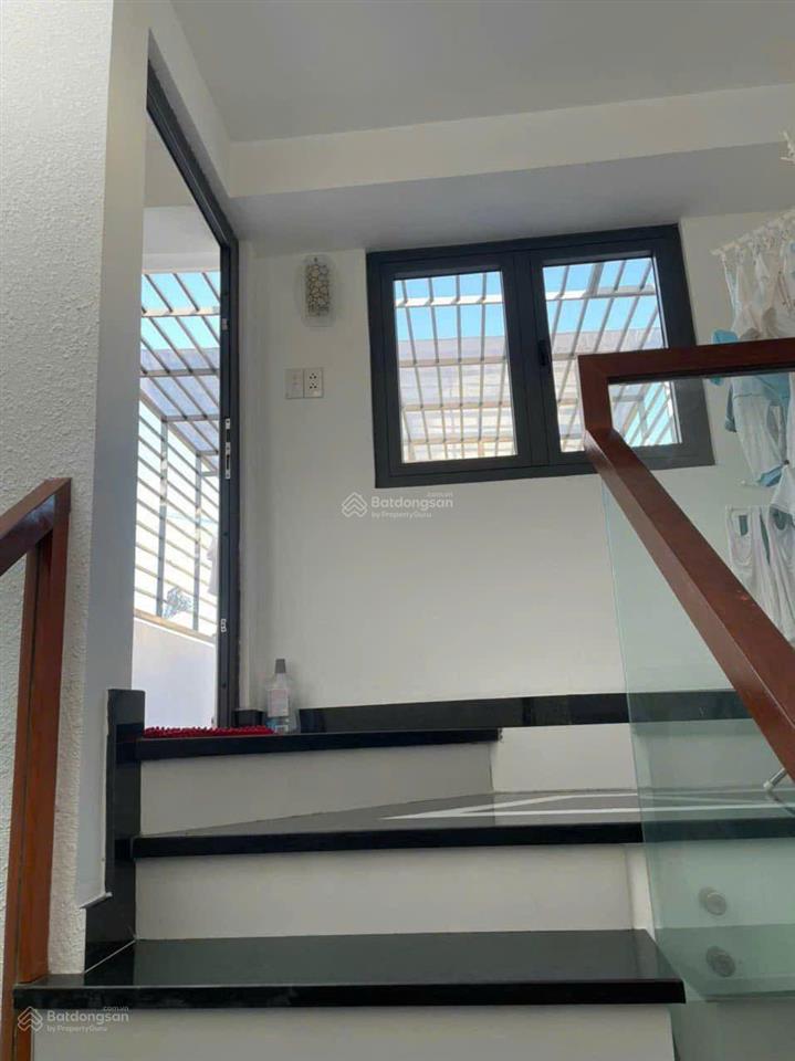 Bán nhà 4 tầng, sát chợ tân mỹ, quận 7 giá 9,5 tỷ