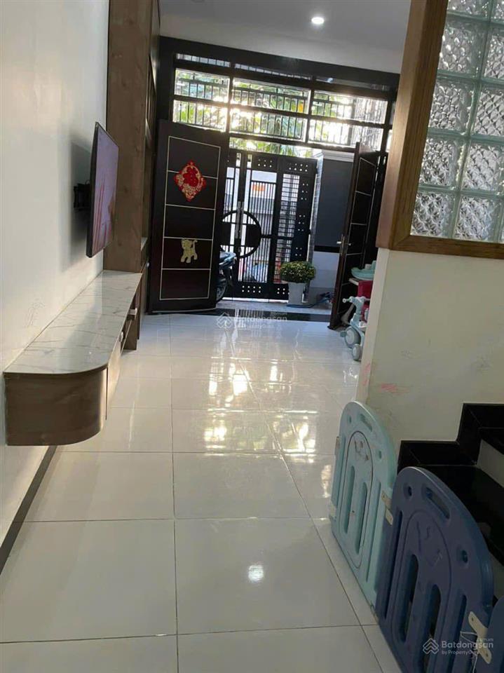 Bán nhà 4 tầng, sát chợ tân mỹ, quận 7 giá 9,5 tỷ