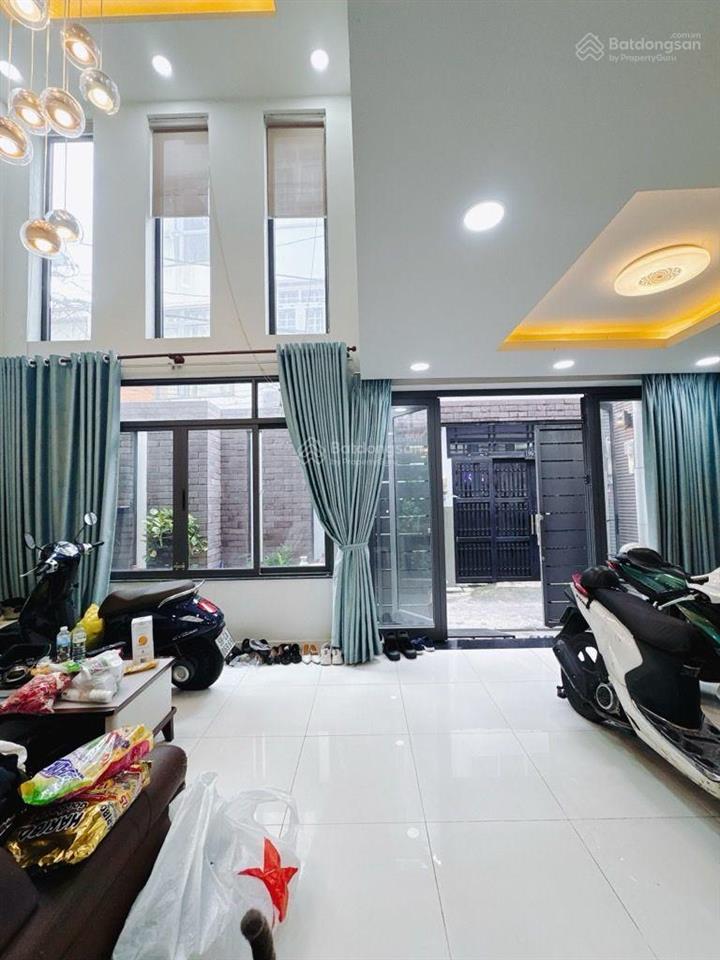 Định cư nước ngoài, bán nhà 4 tầng, full nội thất, quận 4 giá 7,8 tỷ
