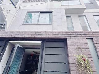Định cư nước ngoài, bán nhà 4 tầng, full nội thất, quận 4 giá 7,8 tỷ