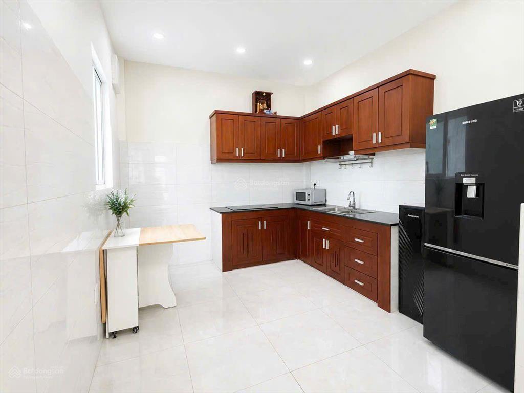 Bán nhà 5 tầng, hẻm xe hơi quận 4 giá 6,2 tỷ