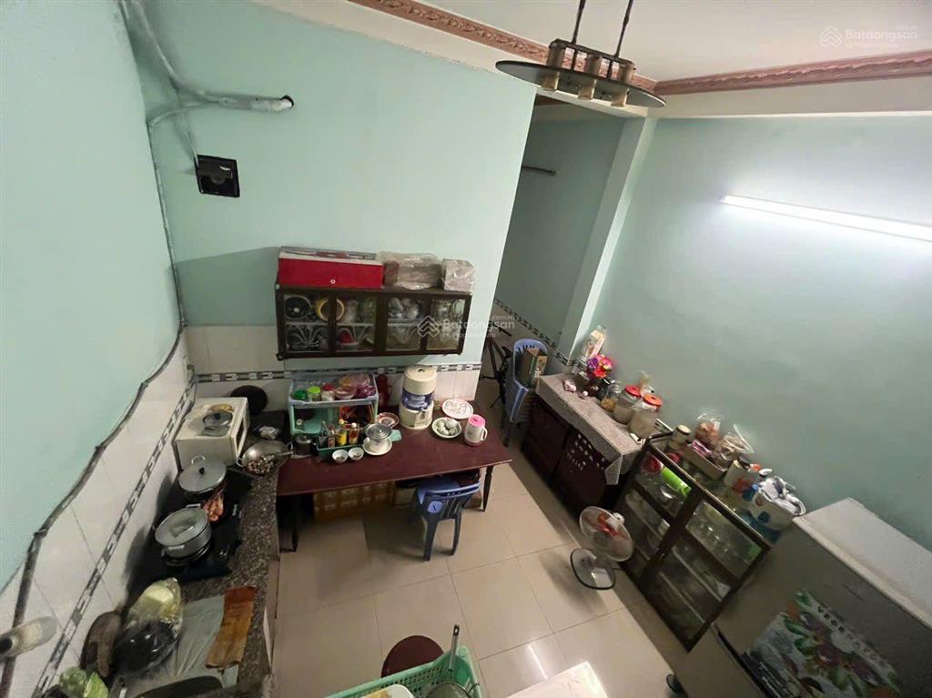 Nhà 4 tầng, 64m2 sát mt, q4 chỉ 7 tỷ