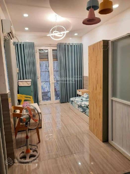Bán gấp nhà 4 tầng, quận 4 chỉ 4,5 tỷ