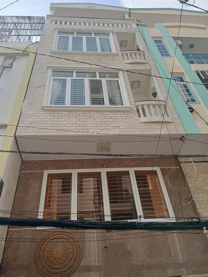 Bán gấp nhà 4 tầng, quận 4 chỉ 4,5 tỷ