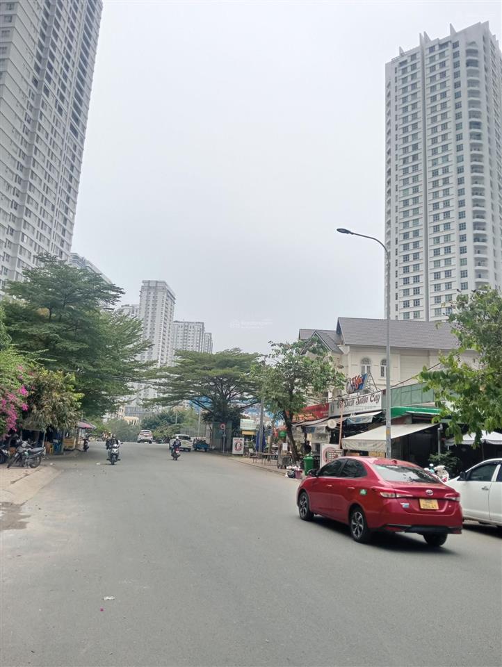 Bán nhà 4 tầng, khu kiều đàm, quận 7 giá 10 tỷ