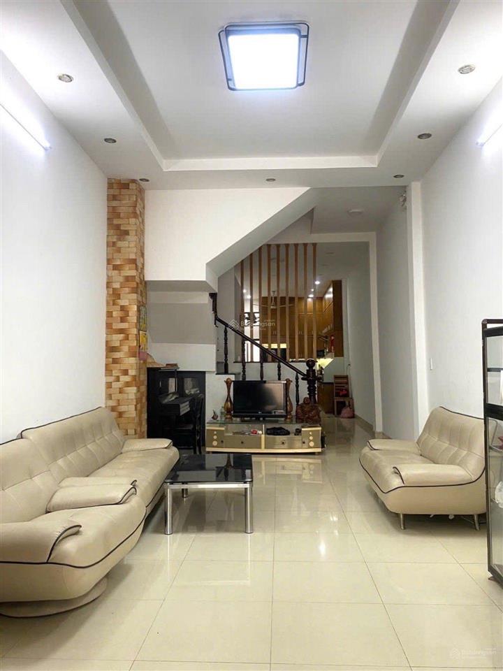 Bán gấp nhà 3 tầng, 4x20 lâm văn bền, quận 7 chỉ 9,5 tỷ