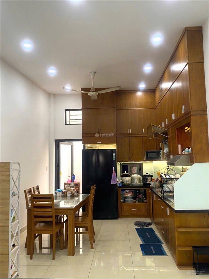 Bán gấp nhà 3 tầng, 4x20 lâm văn bền, quận 7 chỉ 9,5 tỷ