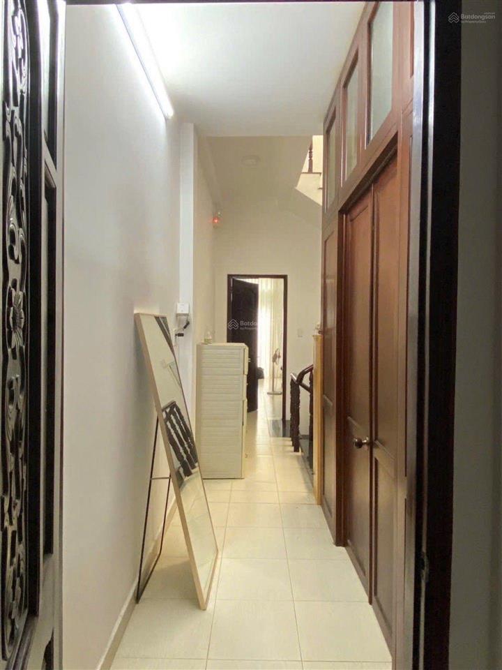 Bán gấp nhà 3 tầng, 4x20 lâm văn bền, quận 7 chỉ 9,5 tỷ