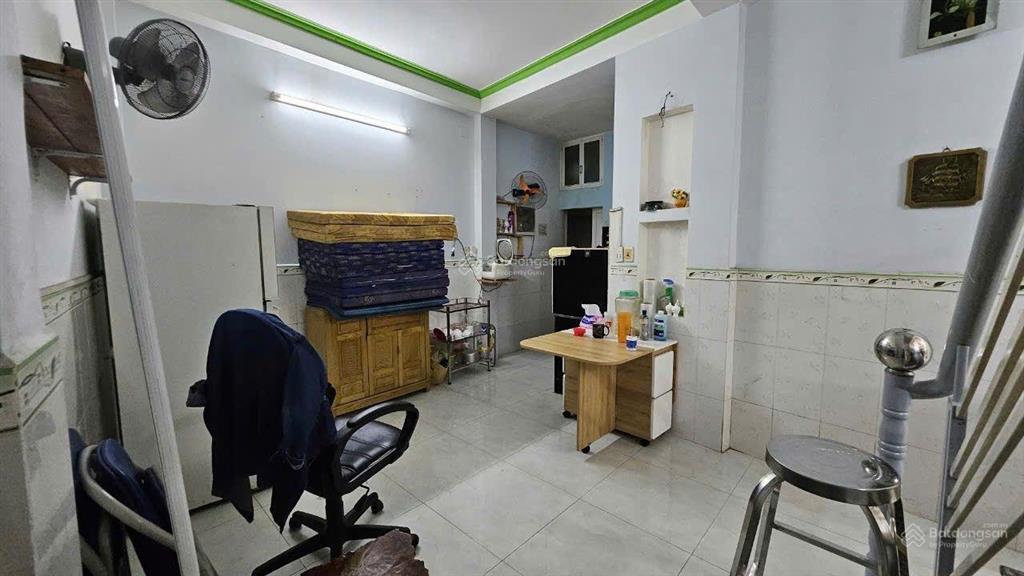 Bán nhà 4 tầng, 44m2 q4 giá 4,85tỷ