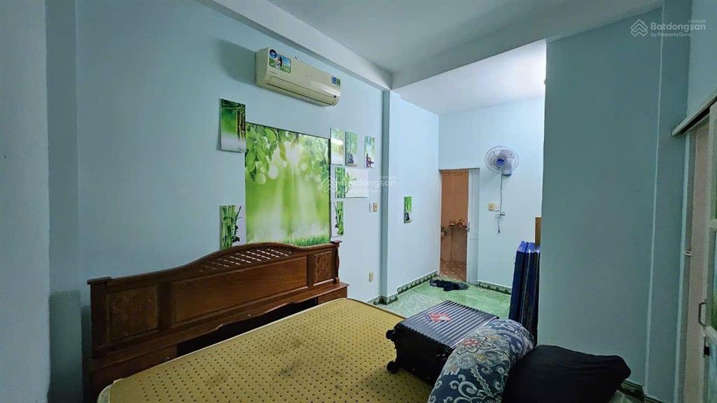 Bán nhà 4 tầng, 44m2 q4 giá 4,85tỷ
