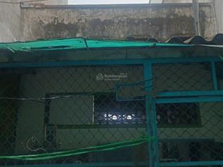 Hiếm nhà 36m2, cấp 4 khánh hội quận 4 giá 3,6 tỷ