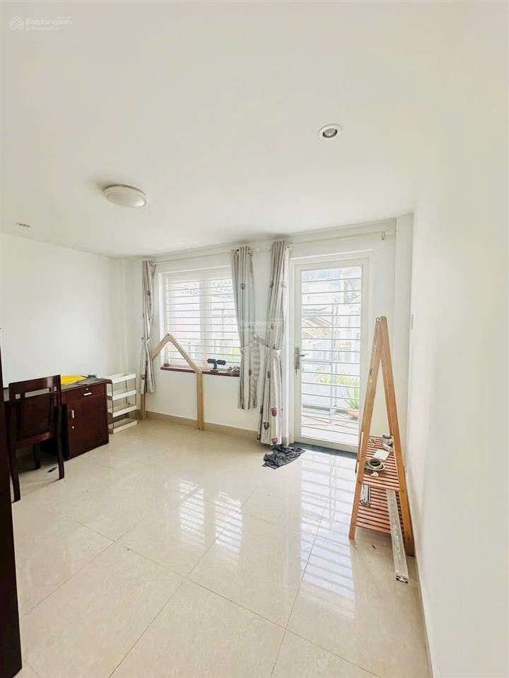 Cho thuê nhà nguyên căn kdc nam long, phú thuận, q7 giá 24tr/tháng
