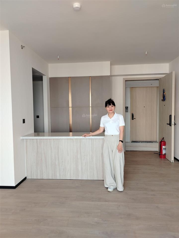 Căn 3 ngủ 109m2, sẵn nội thất cơ bản về ở ngay tại lumi hanoi giá 8,x tỷ