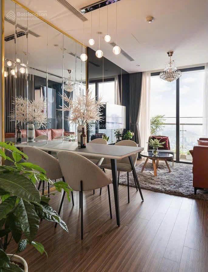 Chuyển công tác cần bán căn 2pn 73m² gần sân vận động mỹ đình