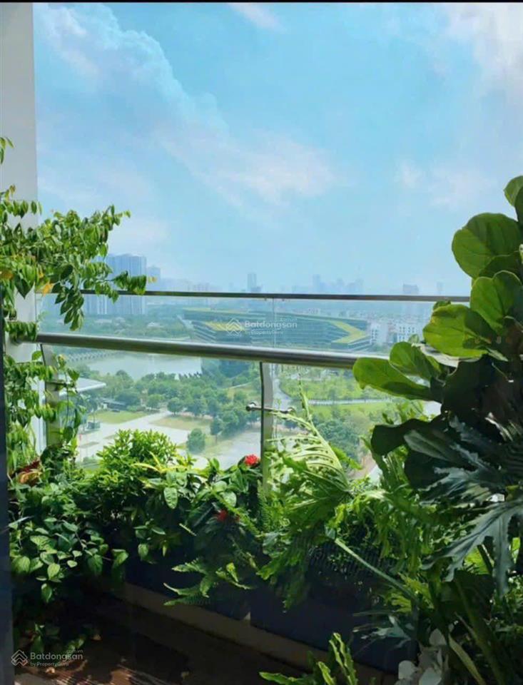 Chuyển công tác cần bán căn 2pn 73m² gần sân vận động mỹ đình