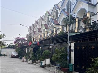 Nhà 3 tầng hẻm 8m khu dân cư thạnh lộc 19 q12, 56m2, chỉ nhô 5tỷ