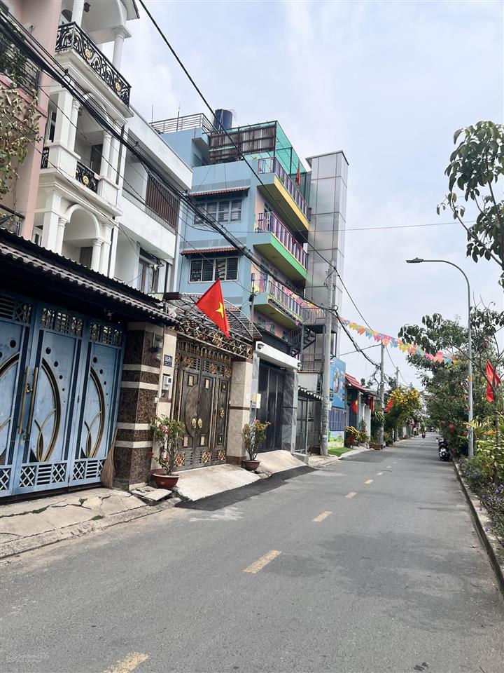 Bán đất thổ cư lô góc 165m2 ngang 8,3m tại thạnh lộc 37