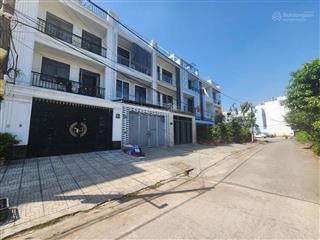 10tỷ2  mt đường số 1  95m2 [5x20]  quận 8  3 tầng  5pn, 5 wc  shr, hcđ